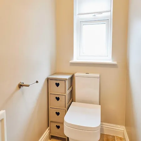 Host & - Bristol Avenue Saltburn-by-the-Sea